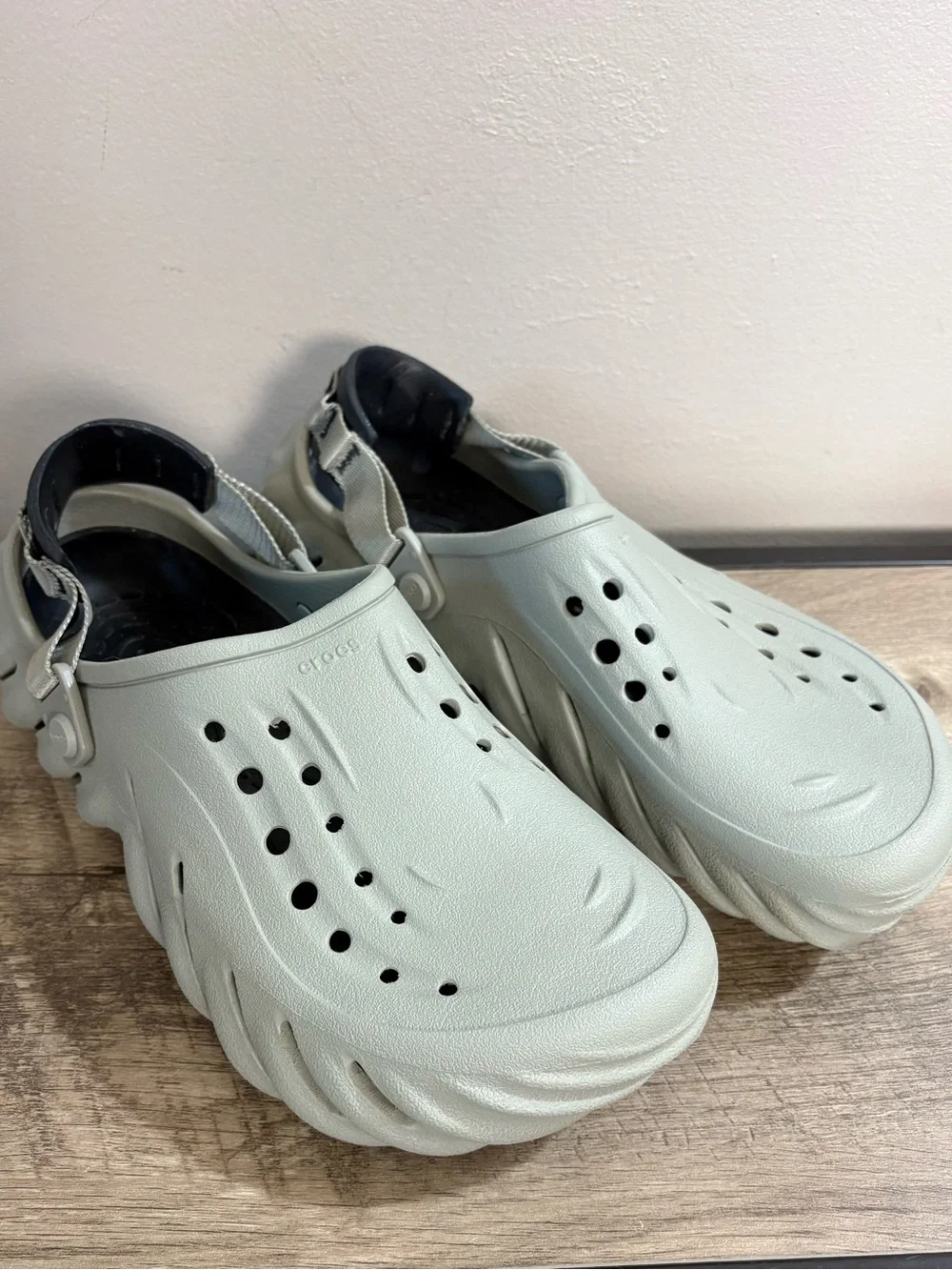 Men's CROCS Grey Atmosphere ECHO Outdoor CLOGS Camp SHOES  11
